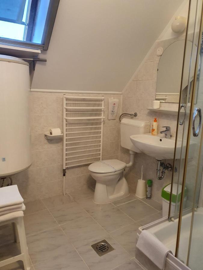 Gala Panzio Hotel Simontornya Luaran gambar
